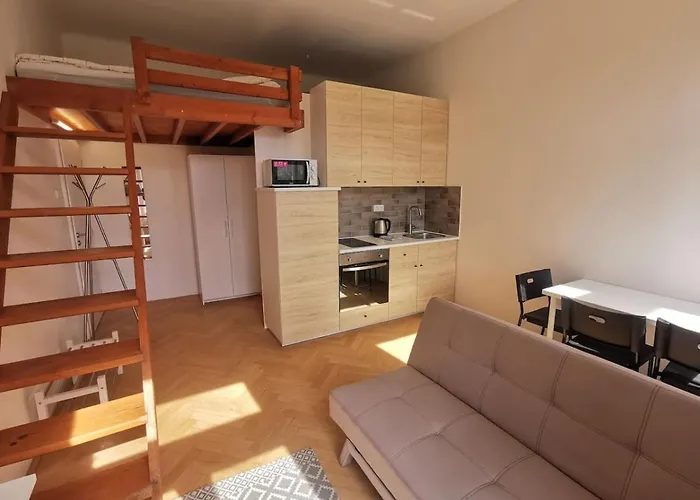 Cosy And Simple Well Located Lejlighed Prag