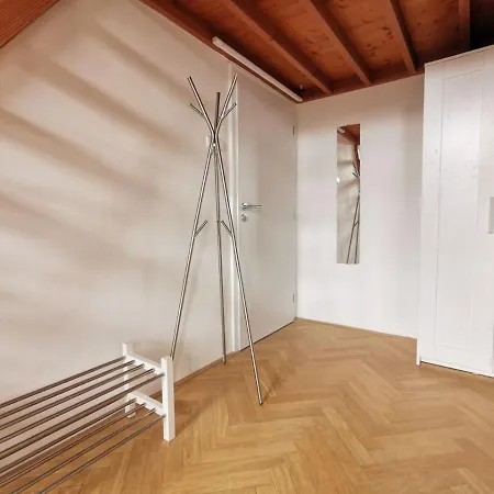Cosy And Simple Well Located * Prága